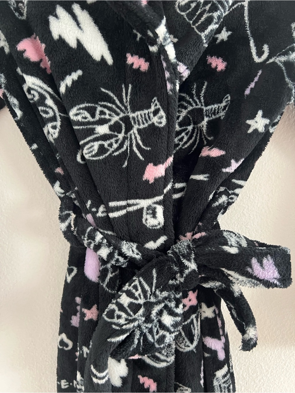 Sweater Subcategory Identification - Picture 4 of 9